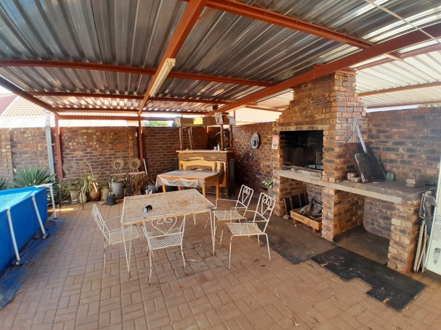 3 Bedroom Property for Sale in Kathu Northern Cape